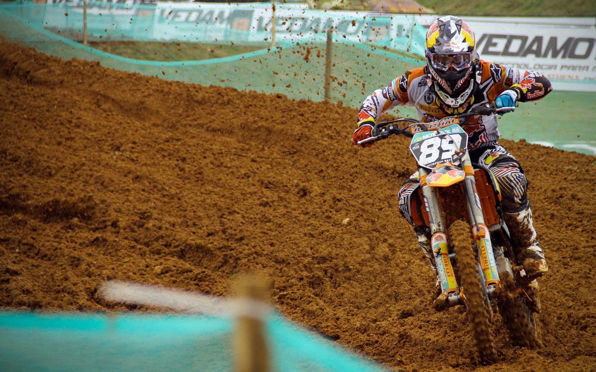 开云体育官网上-全国击剑青少年赛小将频现黑马，全国击剑公开赛